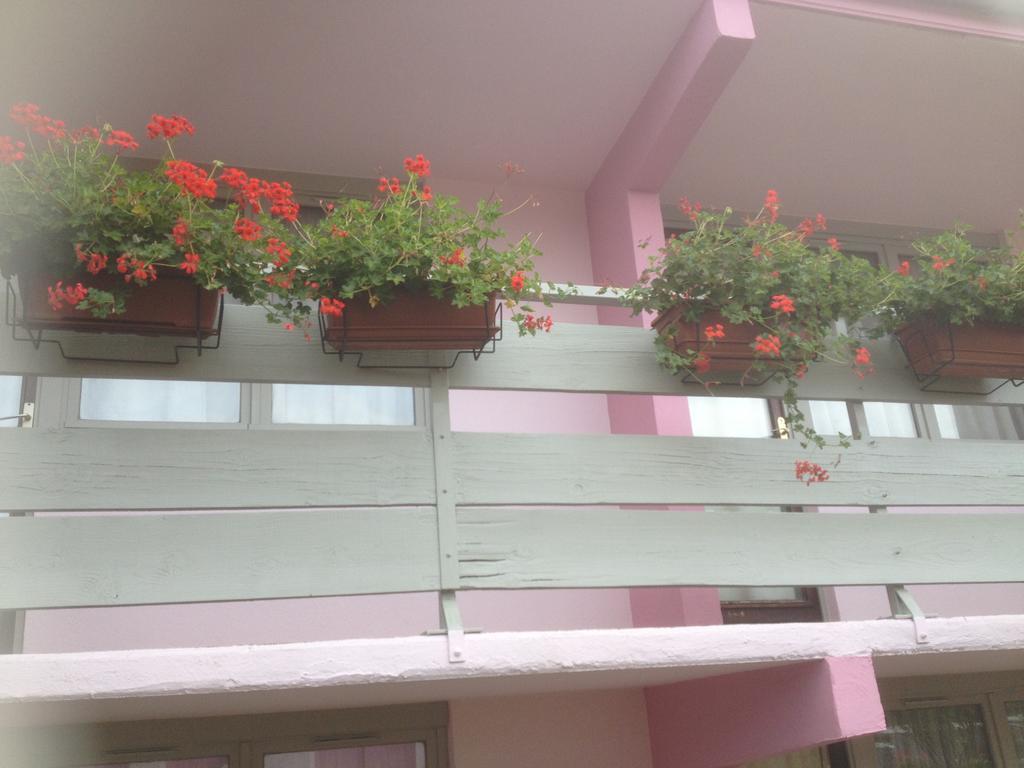 Hotel Fleuritel Charleville-Mézières Buitenkant foto